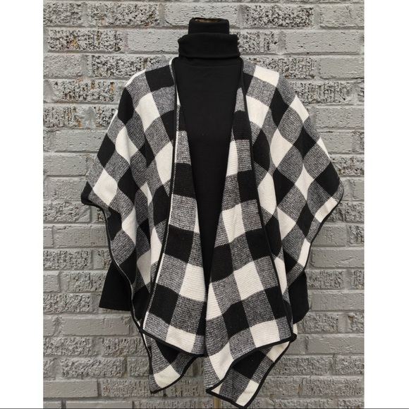 HP💕Last One ‼️SALE‼️New gingham cape  coat 🍁 - Picture 3 of 8